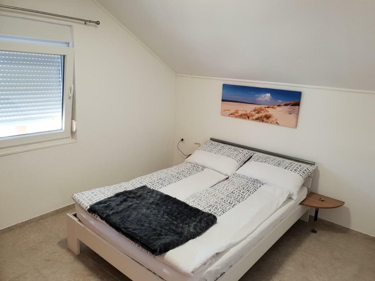Apartma Jelka Novigrad Istria Eksteriør billede
