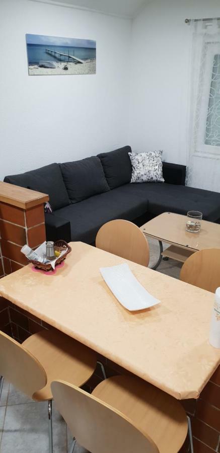 Apartma Jelka Novigrad Istria Eksteriør billede